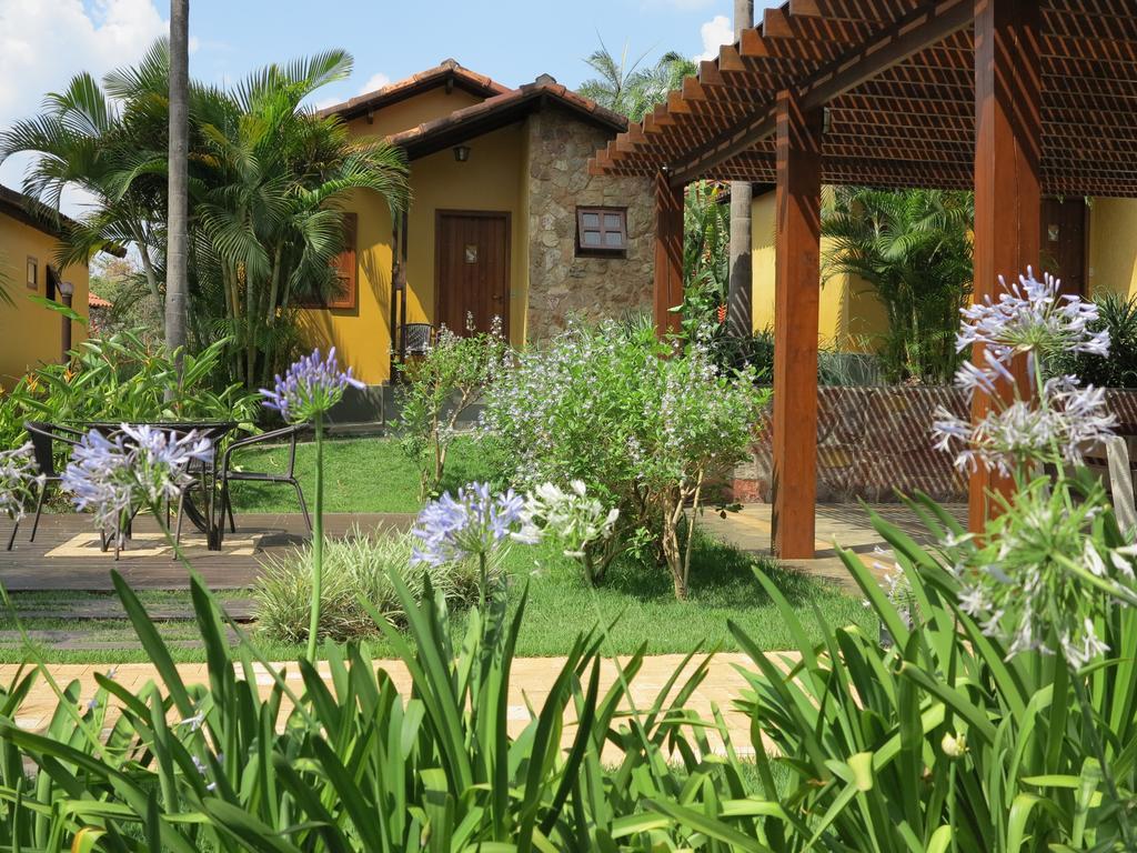 Pousada Recanto Da Grande Paz Алту-Параизу-ди-Гояс Экстерьер фото